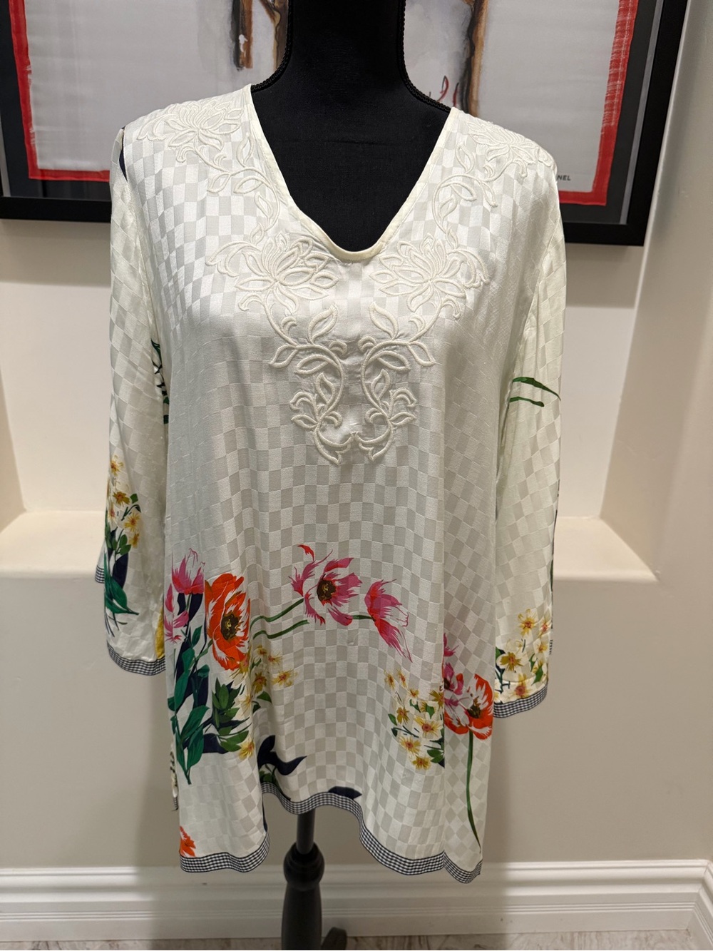 Johnny Was White Embroidered Floral V-Neck Tunic with Pink & Orange Accents